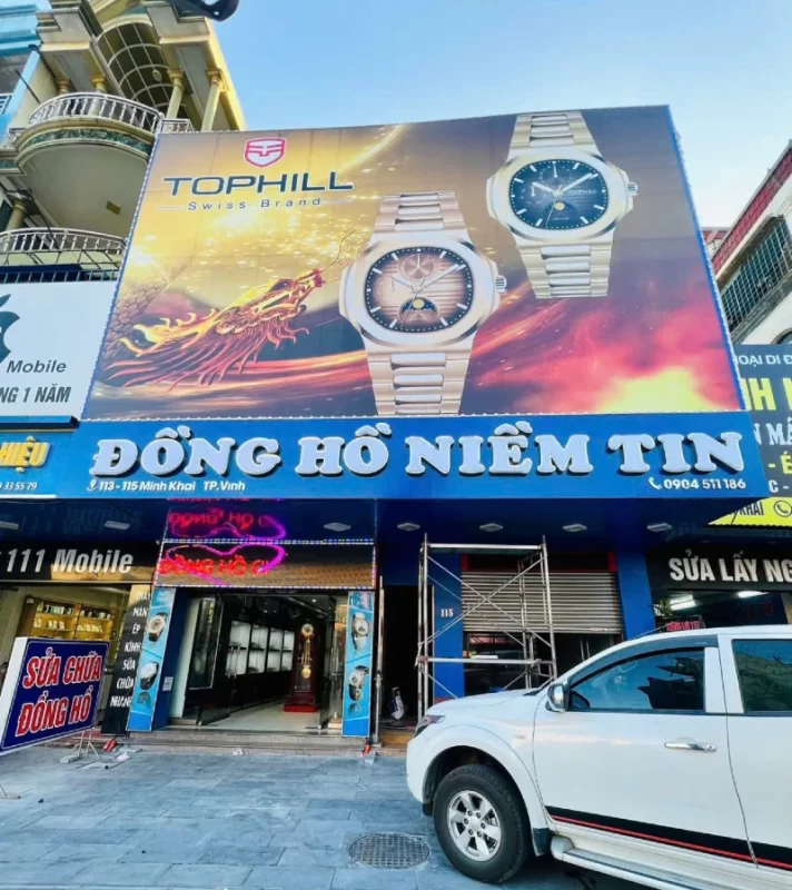 Biển quảng cáo mica chữ nổi ngoài trời dùng keo Hi-bond